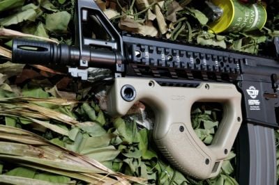 ASG HERA Arms CQR Front Grip for RIS (Tan) - Detail Image 2 © Copyright Zero One Airsoft